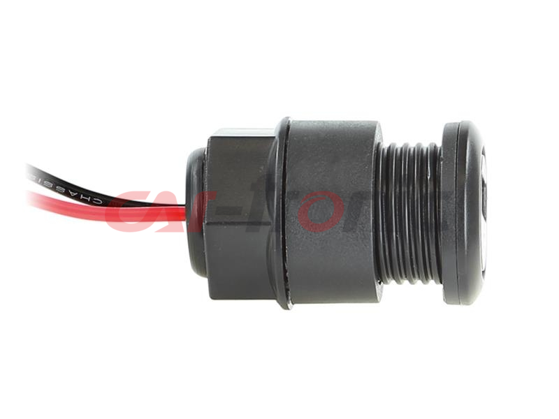 Zasilacz samochodowy z kablem USB 12V-> 5V / 2,1 A