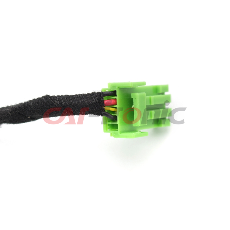 Adapter kamery cofania dla fabrycznego radia Suzuki Swift SX4, Vitara 2015->