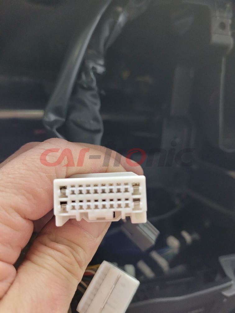 Adapter do sterowania z kierownicy Mitsubishi ASX, Lancer, Outlander. CTSMT003.2