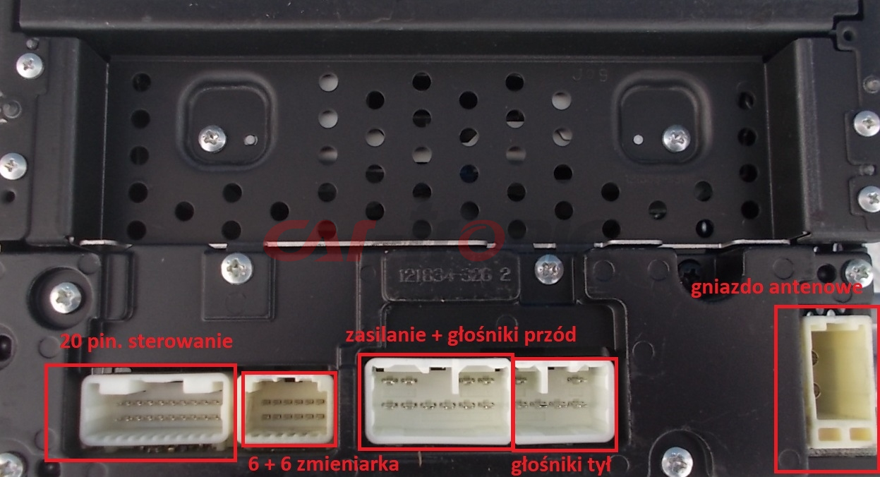 Adapter do sterowania z kierownicy Toyota Avensis, Corolla, RAV4, Yaris 2001-> CTSTY001.2