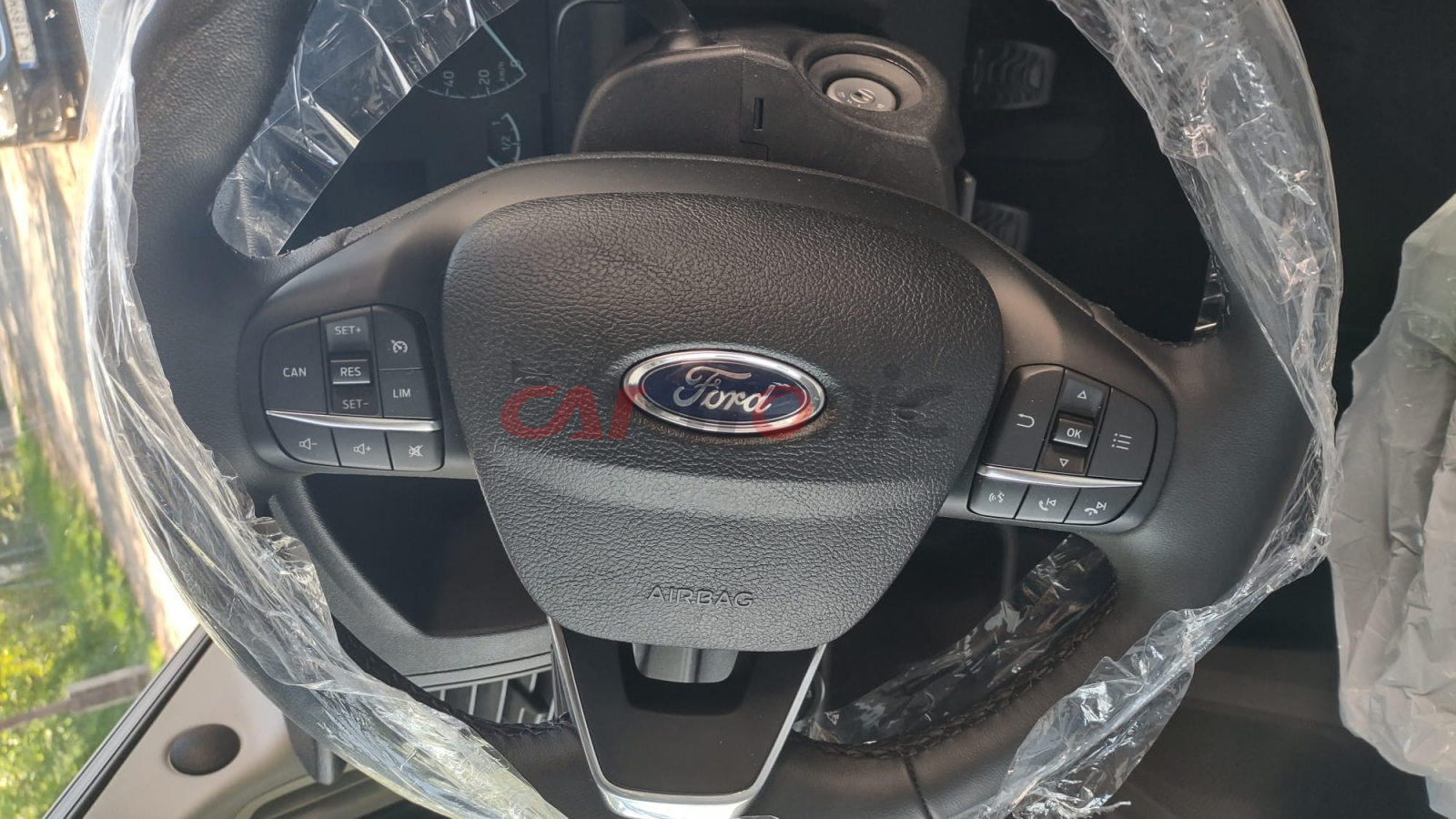 Adapter do sterowania z kierownicy Ford Transit, Custom, Connect 2018 -> Pioneer