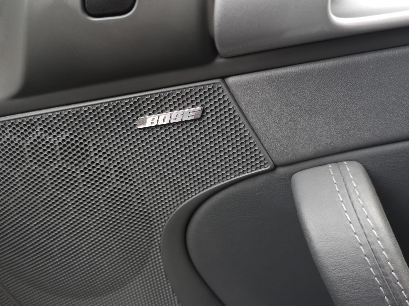 Adaptateur pour amplificateur de commande au volant Porsche Boxster, Cayman, 911 MOST.