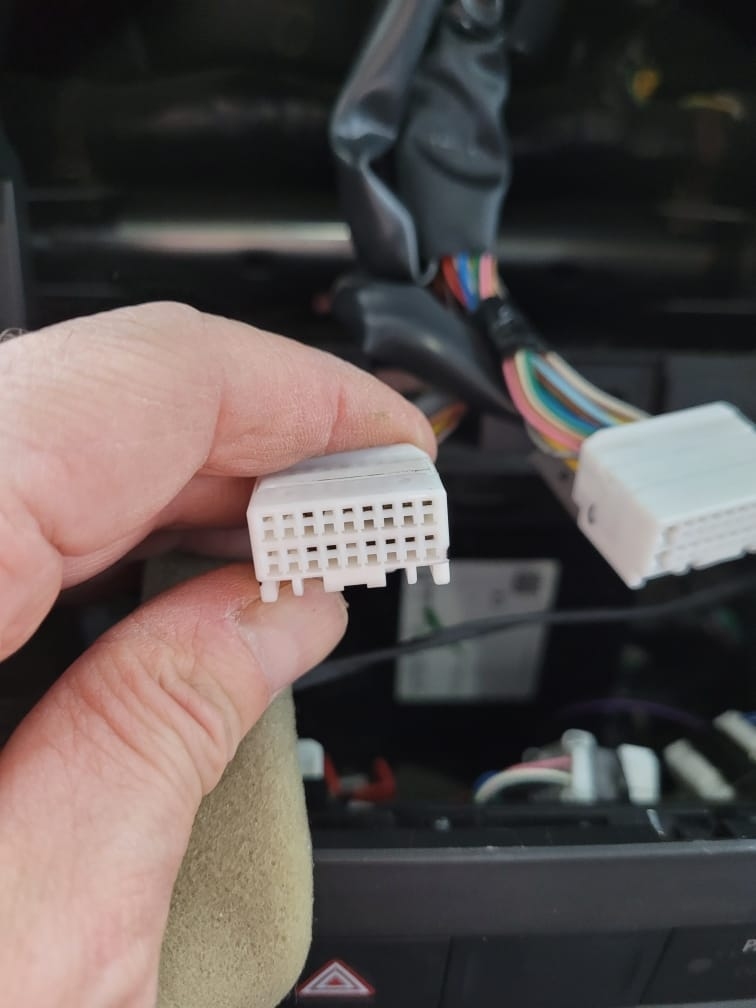 Adapter do sterowania z kierownicy Mitsubishi ASX, Lancer, Outlander. CTSMT003.2