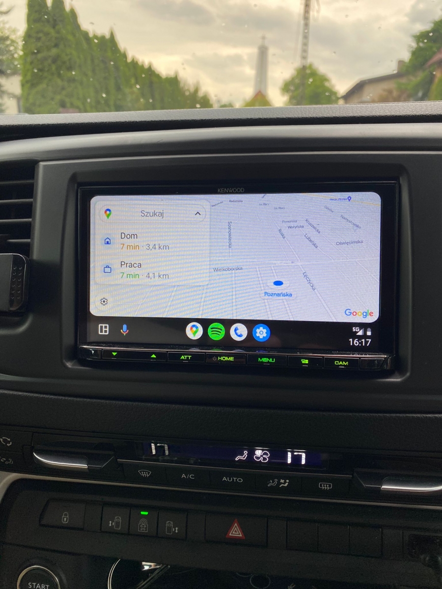 Radio frame 2 DIN Peugeot Expert, Citroen Jumpy, Toyota Proace 2016 ->