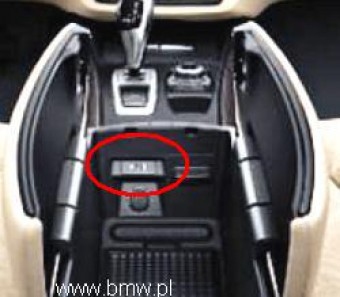 Aux do iPoda; iPod-USB + Jack 3,5mm stereo; BMW