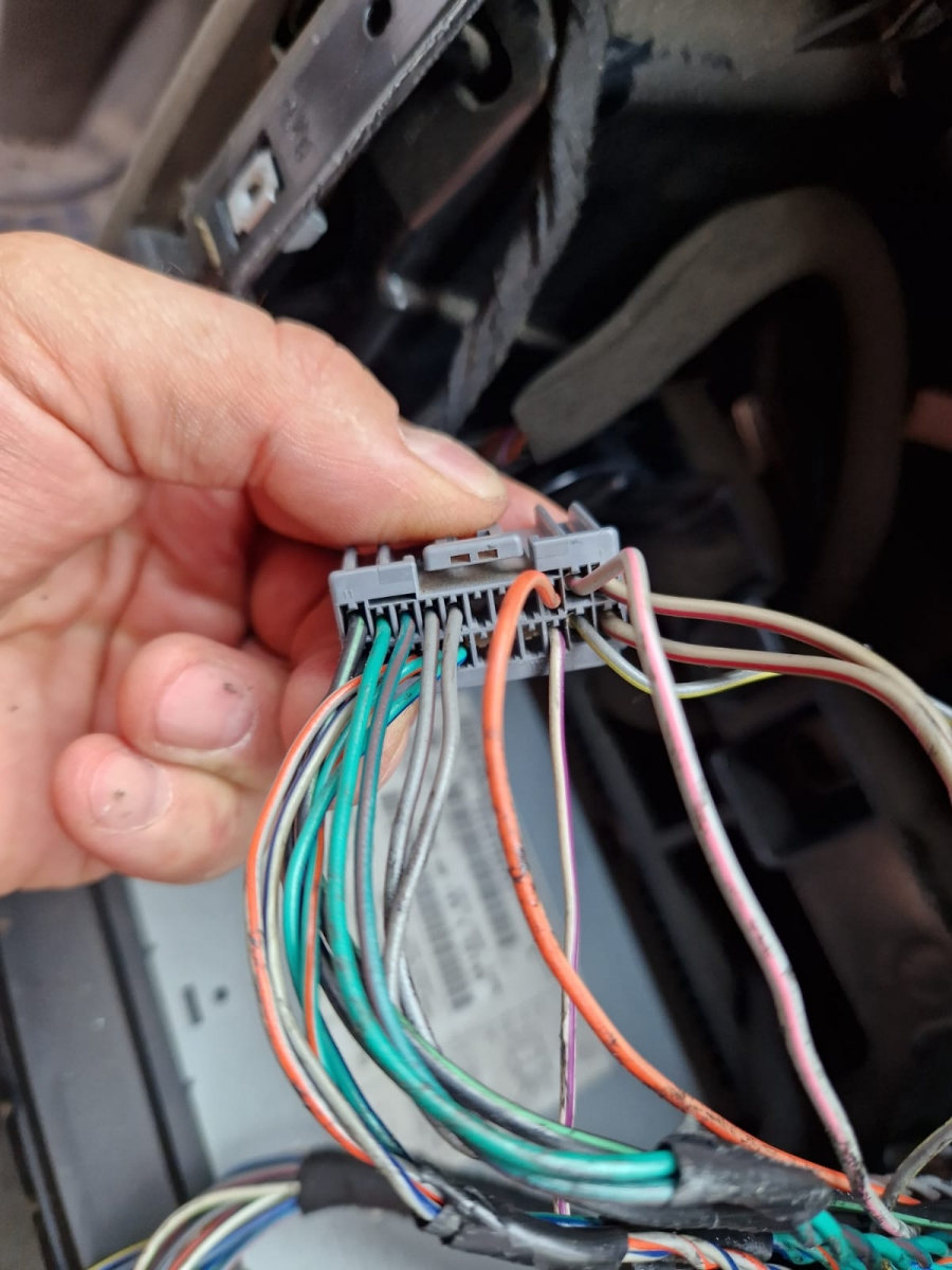 Adaptateur de commande au volant SWC pour Jeep, Chrysler, Dodge Ram. Bus PCI (J1850)