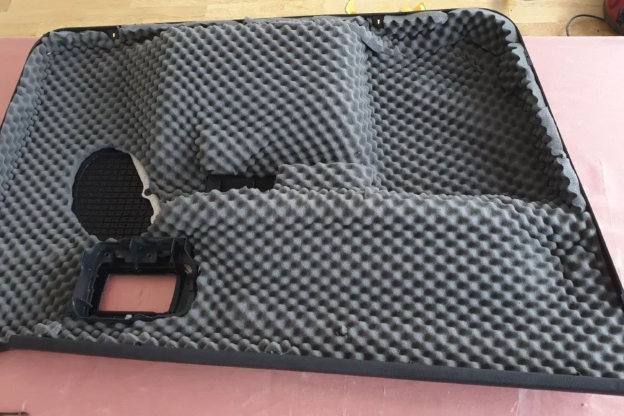 Pianka Pochłaniająca Dźwięk Akustyczna ABM FALA 40mm Samoprzylepna