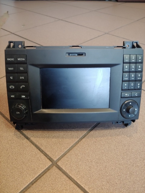 Adapter tahavaatekaamerale Mercedes Sprinter Audio 15, VW Crafter RSD 4000