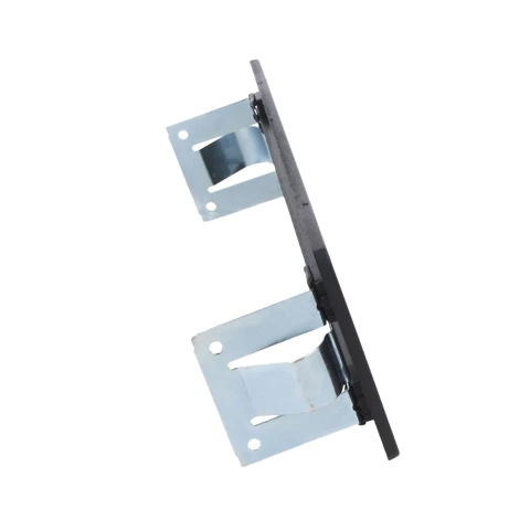 Radion avauskansi salvoilla