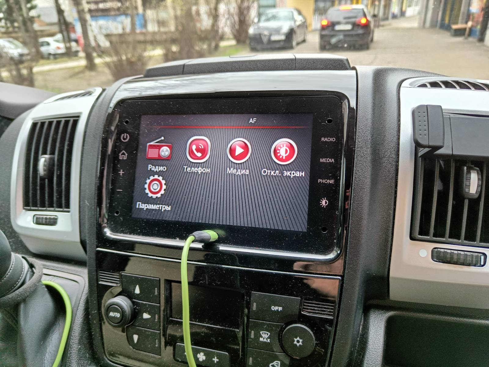 Adattatore per telecamera di retromarcia per Iveco Daily Hi-Connect, radio Fiat Ducato Daiichi.