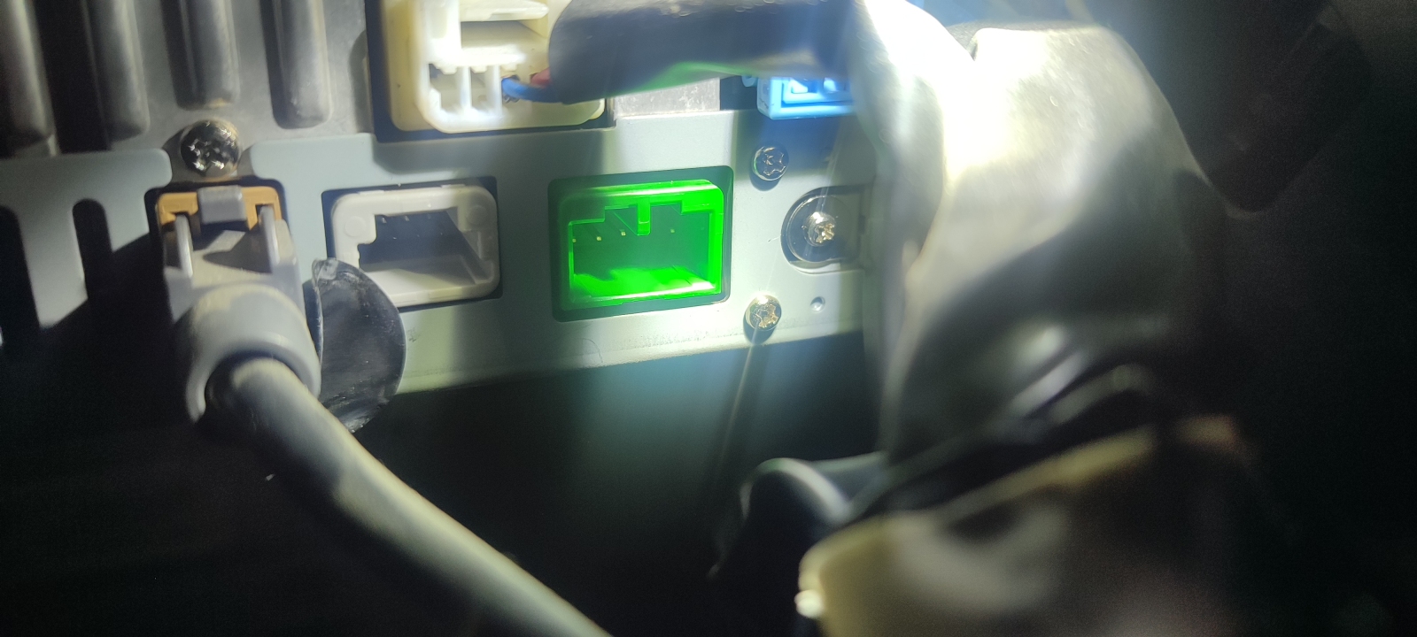 Adaptateur pour connecter une caméra de recul Suzuki MY