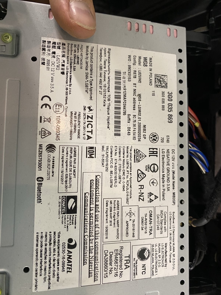 Interfaccia per telecamera posteriore VW, Seat con ingresso MIB2 da 6,5". (senza audio)