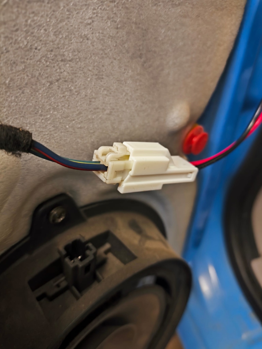 Adaptér reproduktora Alfa, Fiat