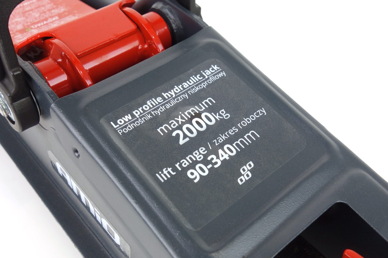 Matalaprofiilinen hydraulinen nostovarsi 2T 2000 kg CE AMIO-02500