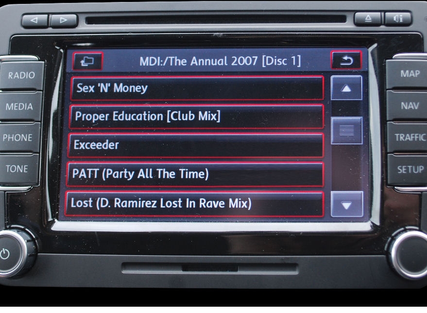 Dension Pro BT,AUX,USB,iPod,iPhone,ID3 - Citroen Peugeot