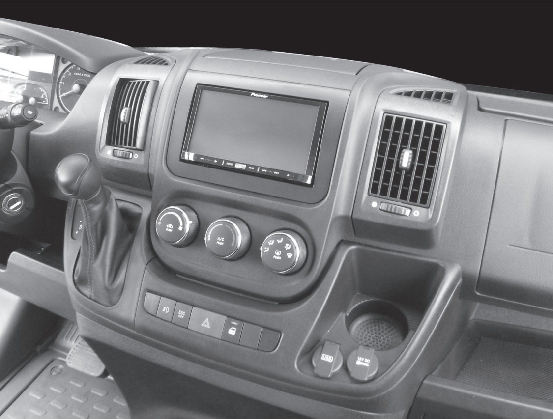 Rádiókeret 2 DIN RAM-Promaster 2014 - 2021.