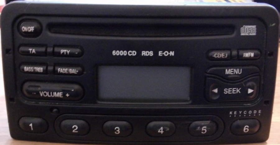 Adapter do sterowania z kierownicy Ford ->2004 CTSFO001.2