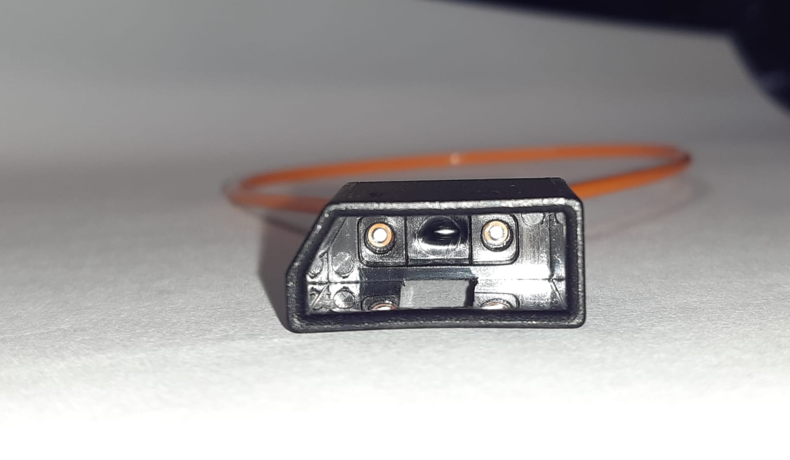 Dension FOA2DB2 optinen silmukka Gateway Lite D2B CDC:lle