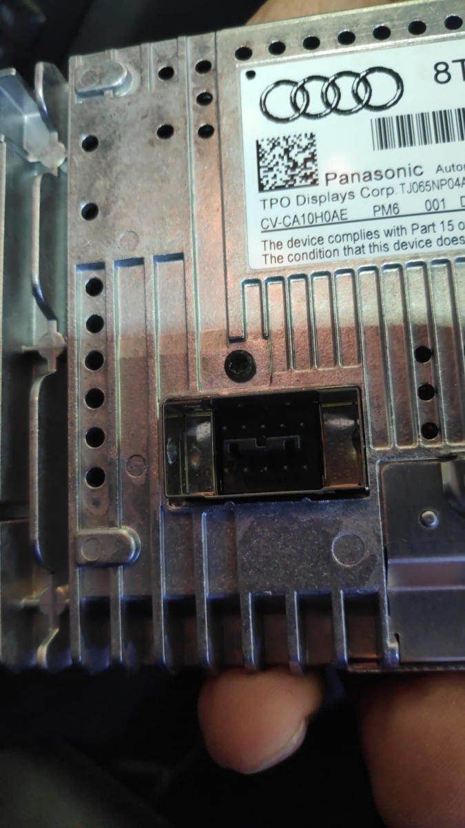 Adapter for rear view camera AUDI Symphony3, Concert3, 6.5" Monitor