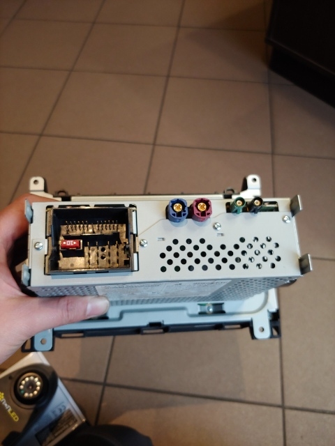 Adapter tahavaatekaamerale Mercedes Sprinter Audio 15, VW Crafter RSD 4000