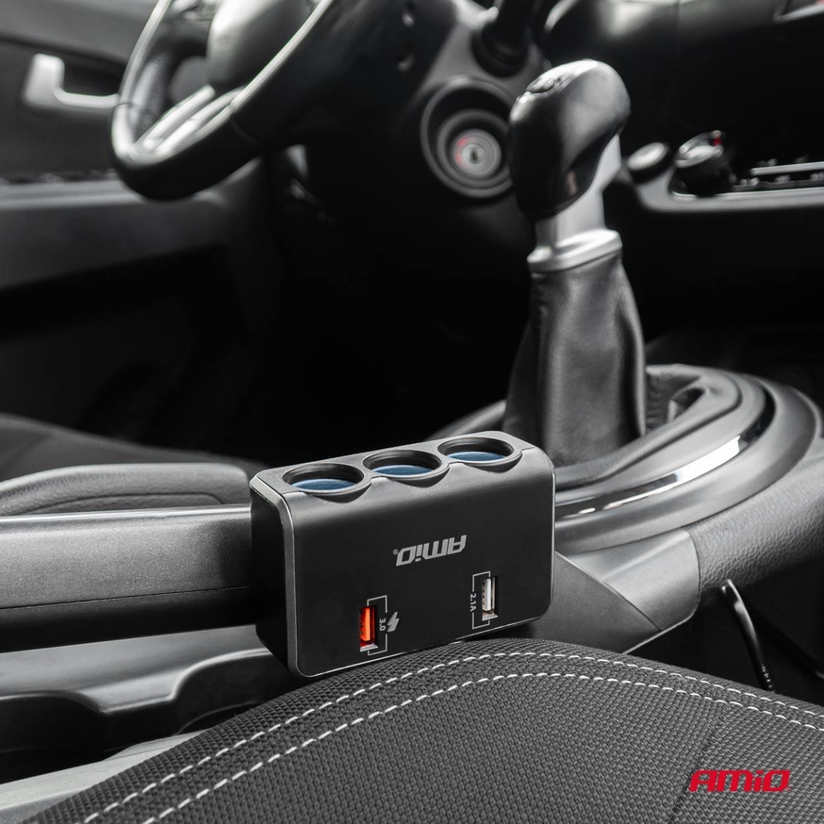 Rozdzielacz gniazda zapalniczki z ładowarką 2x USB-A QC3.0 12V 24V 120W 80cm AMIO-04364