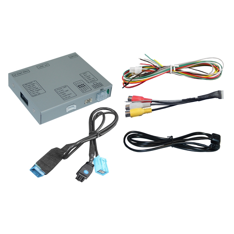 Adaptér pre prednú a zadnú cúvaciu kameru plus video vstup.