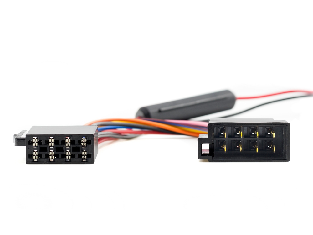 Bluetooth-Adapter 12 V ISO-Buchse 3,5 mm - AUX IN