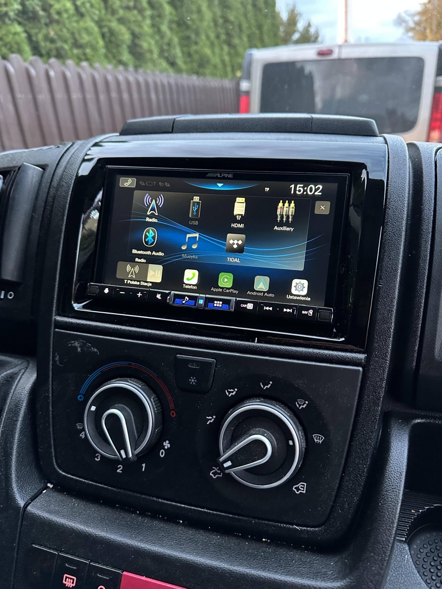 Ramka radiowa 2 DIN Citroën Jumper 2006->, Fiat Ducato MY 2006->, Peugeot Boxer 2006-> połysk