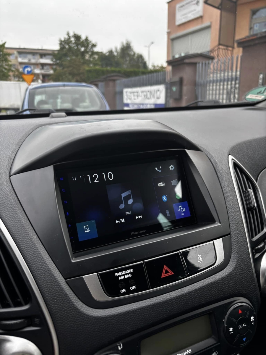 Pioneer multimedia kit for Hyundai IX35